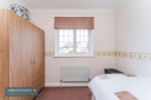 Bedroom- click for photo gallery